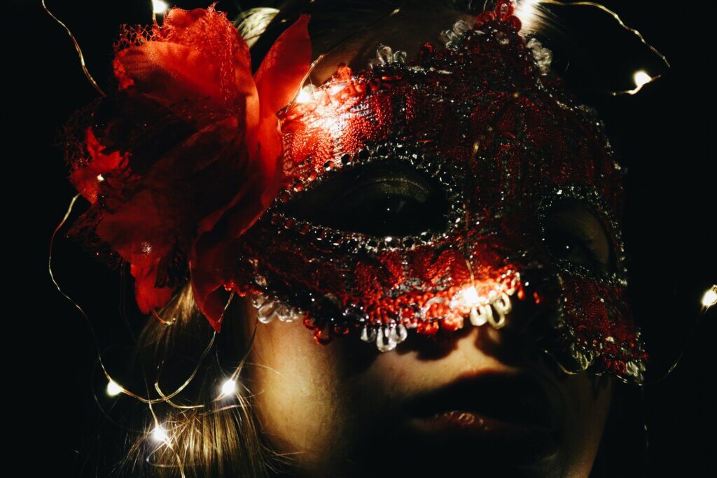 A cool thing to do on Valentine's Day is a MASQUERADE BOAT PARTY