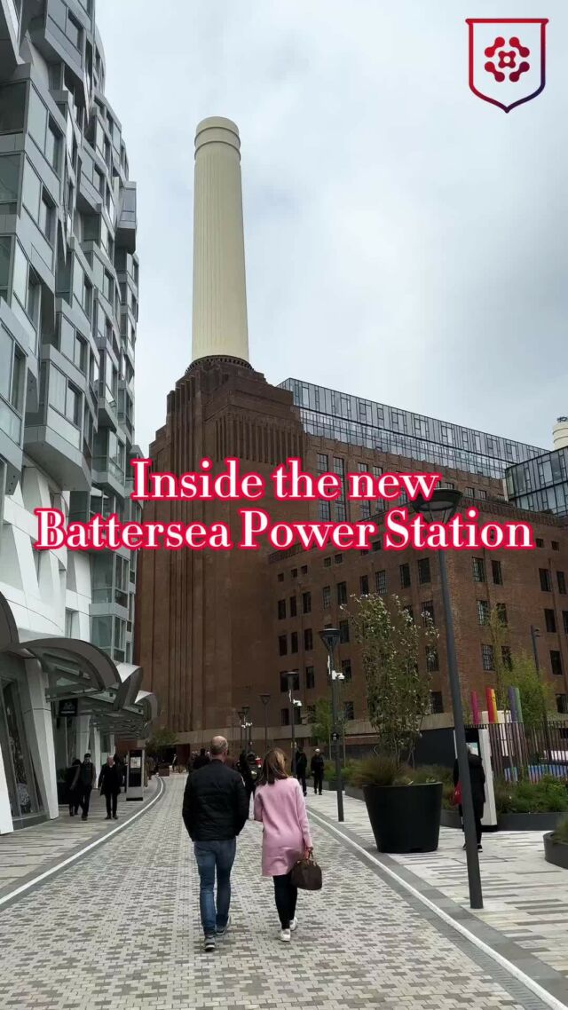 Are you ready to explore London? 🤩🇬🇧

Battersea Power Station has recently been fully renovated and it's the perfect place to start exploring all that this amazing city has to offer.😍 
.
.
.
.
.
.
#batterseapowerstation #london #visitlondon #discoverlondon #bestoflondon #ilovelondon #londonspot #londonlife #studyinlondon #thisislondon  #london_only #timeoutlondon #londonpop #shutup_london #londontown #lovelondon #londres #londoner #unitedkingdom #londoncalling #londonforyou #lovegreatbritain #thelondonlifeinc #londonlive #london_enthusiast#londonstudent#londonstudents #batterseapowerstationdevelopment